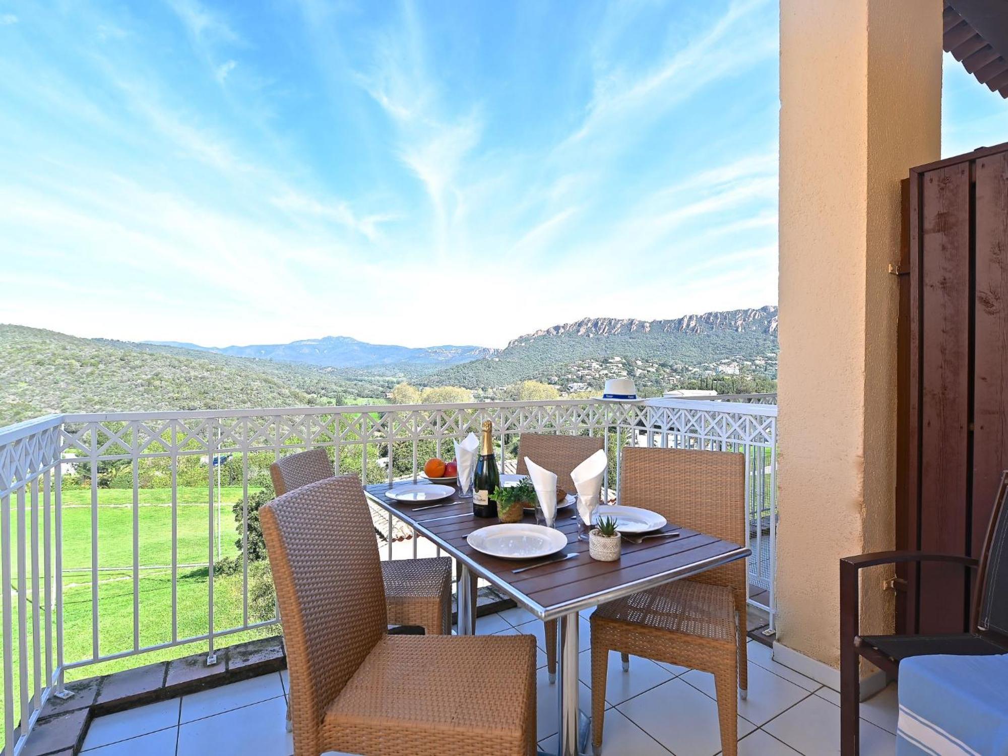 Apartment Village Cap Esterel - Le Village-14 By Interhome Saint-Raphaël Exteriör bild