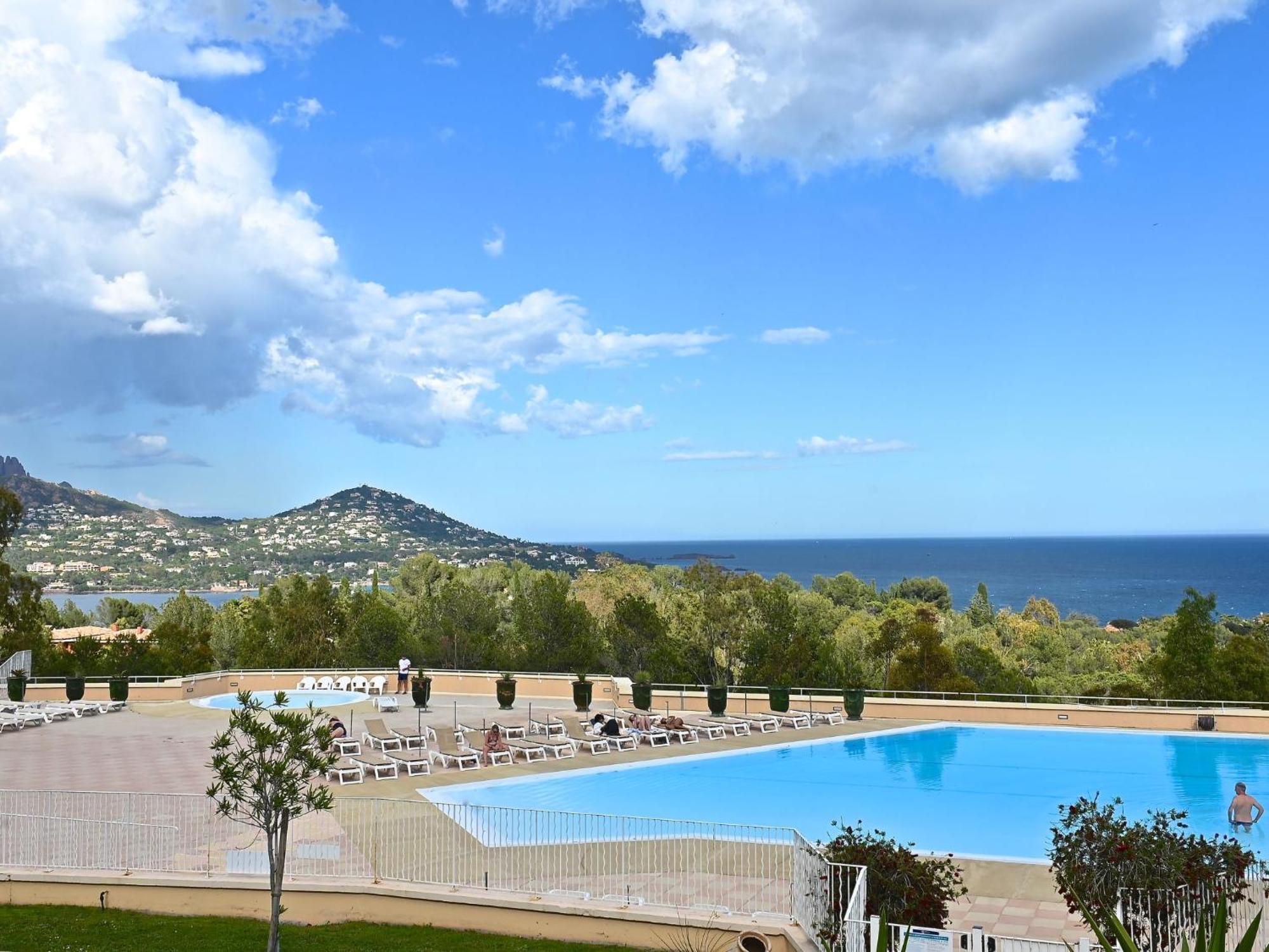 Apartment Village Cap Esterel - Le Village-14 By Interhome Saint-Raphaël Exteriör bild