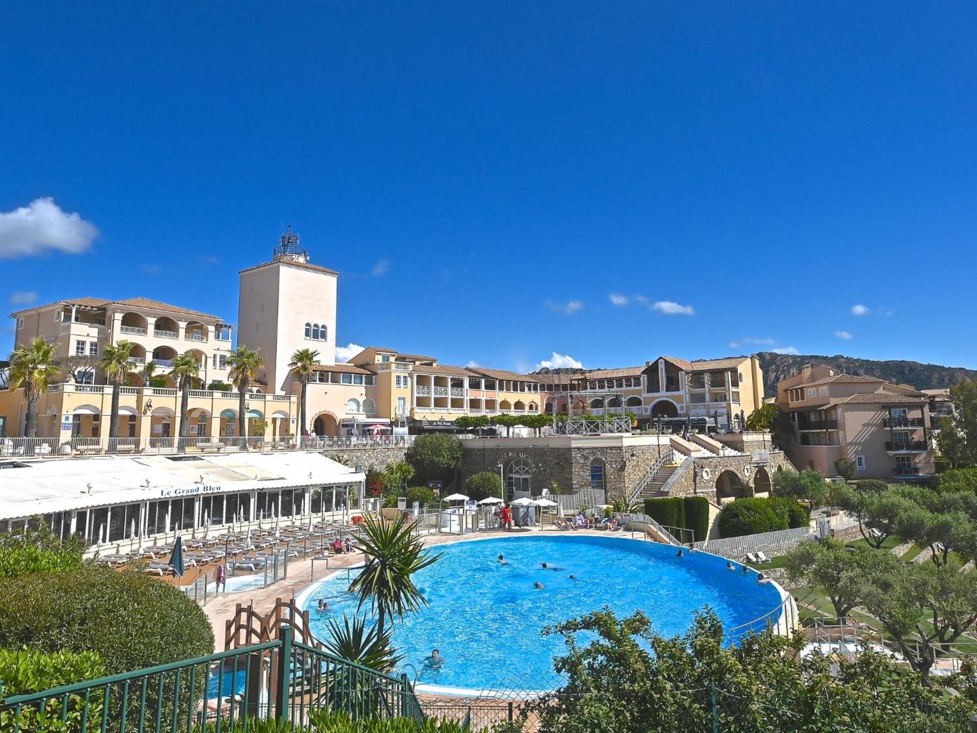 Apartment Village Cap Esterel - Le Village-14 By Interhome Saint-Raphaël Exteriör bild